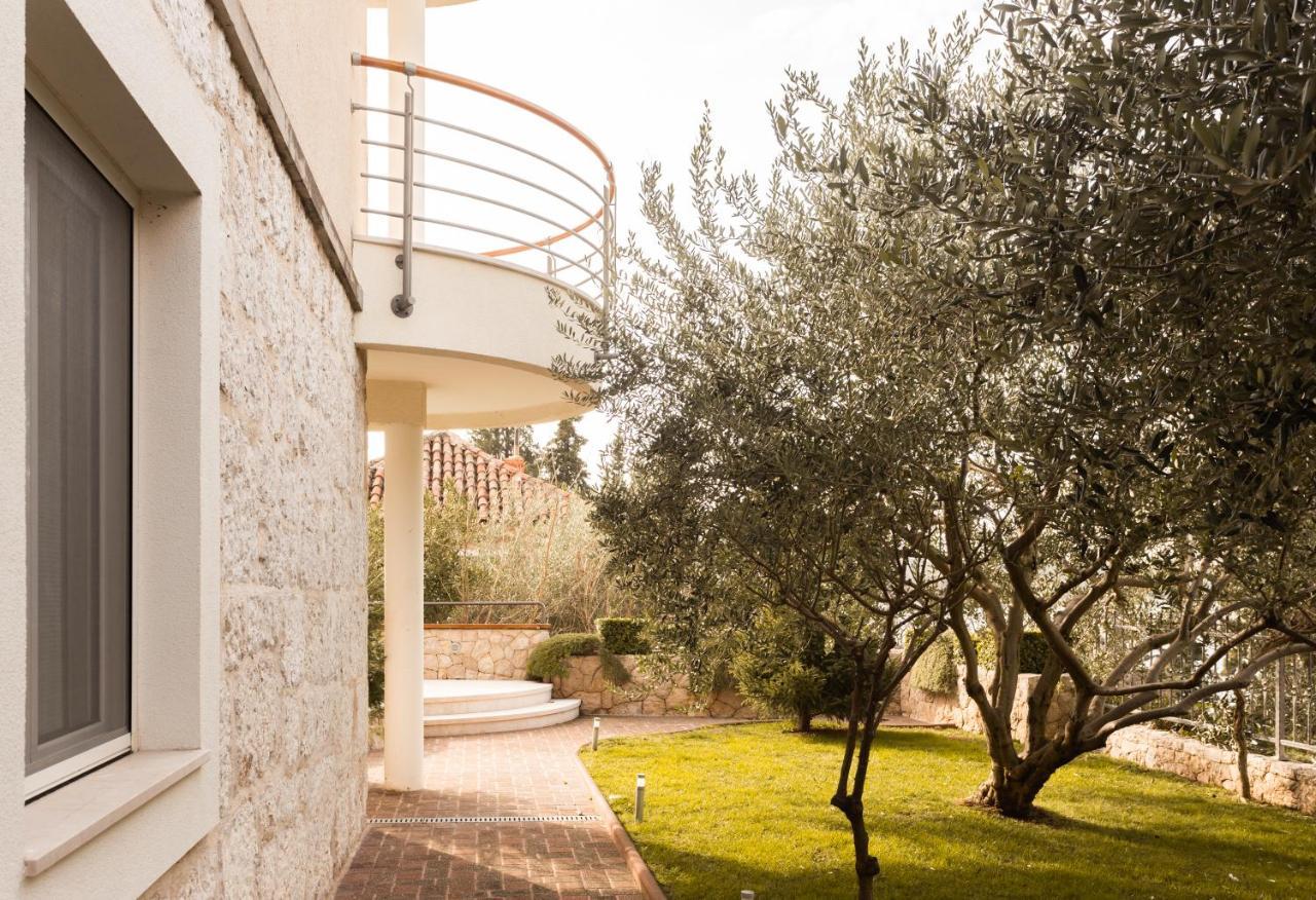 Luxurious City Retreat With Pool Šibenik Exteriér fotografie